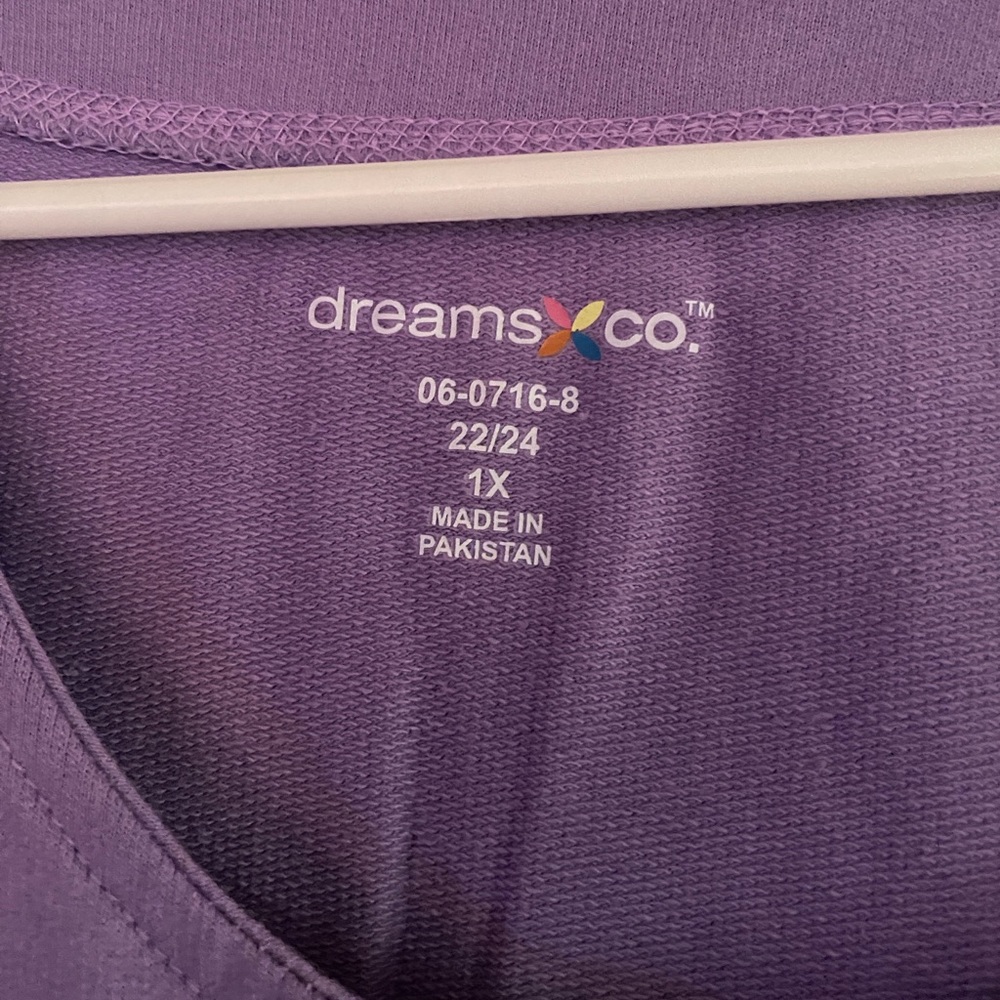 Purple Zip-Up Robe with Pockets - Picture 2 of 3